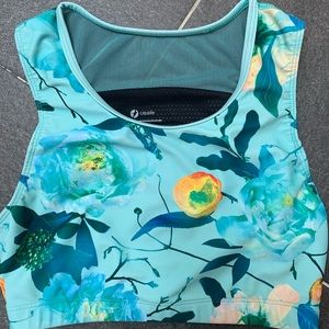 Oiselle Blackbird Crop